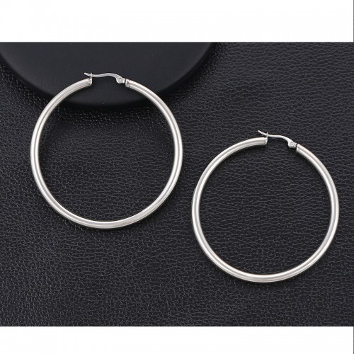 Lieli, klasiski auskari-riņķi, rodija pārklājums. ATLAIDE 50% (cena ar atlaidi-4.95€)